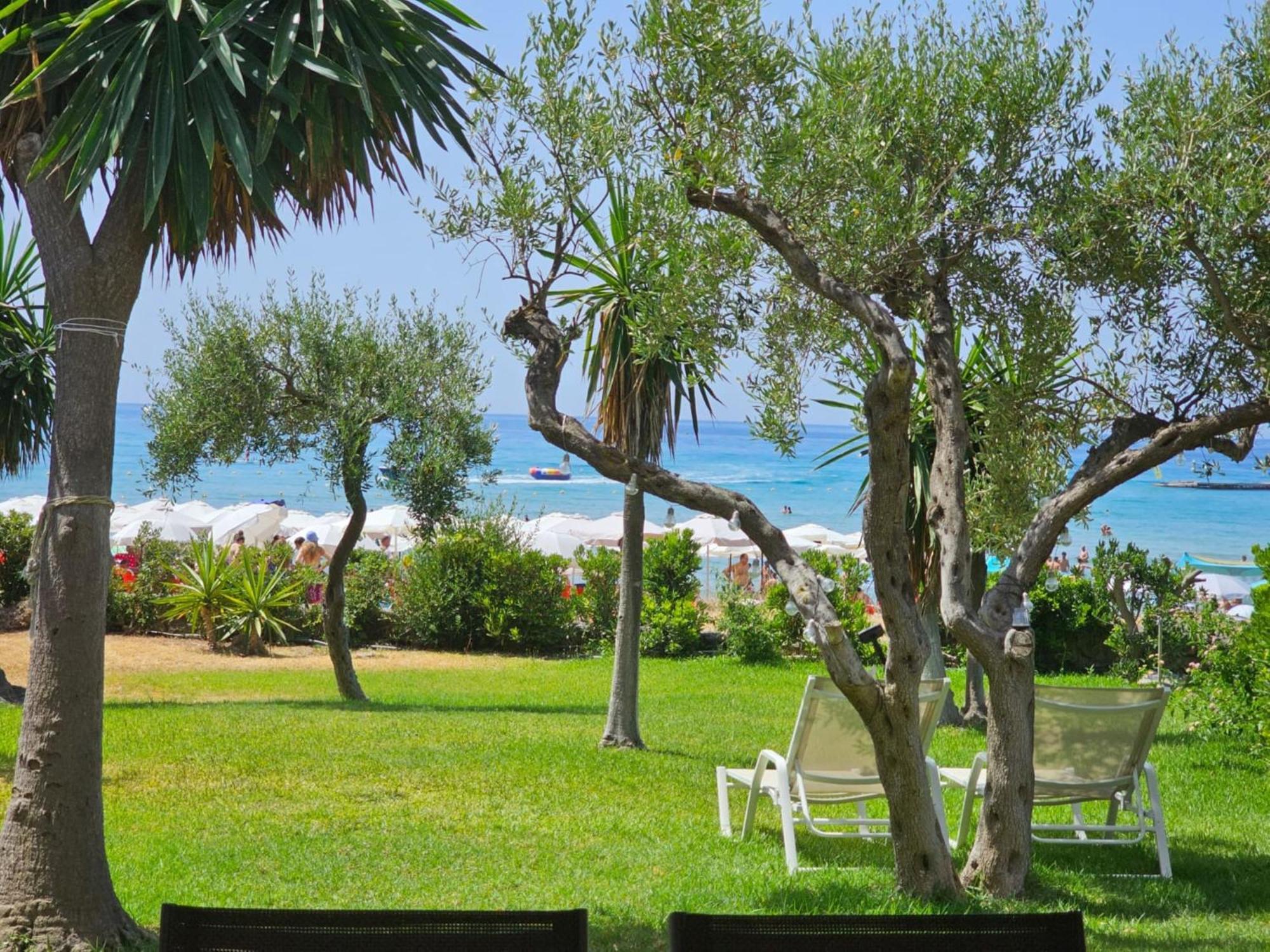 Glyfada Beachfront Apartment A3G المظهر الخارجي الصورة