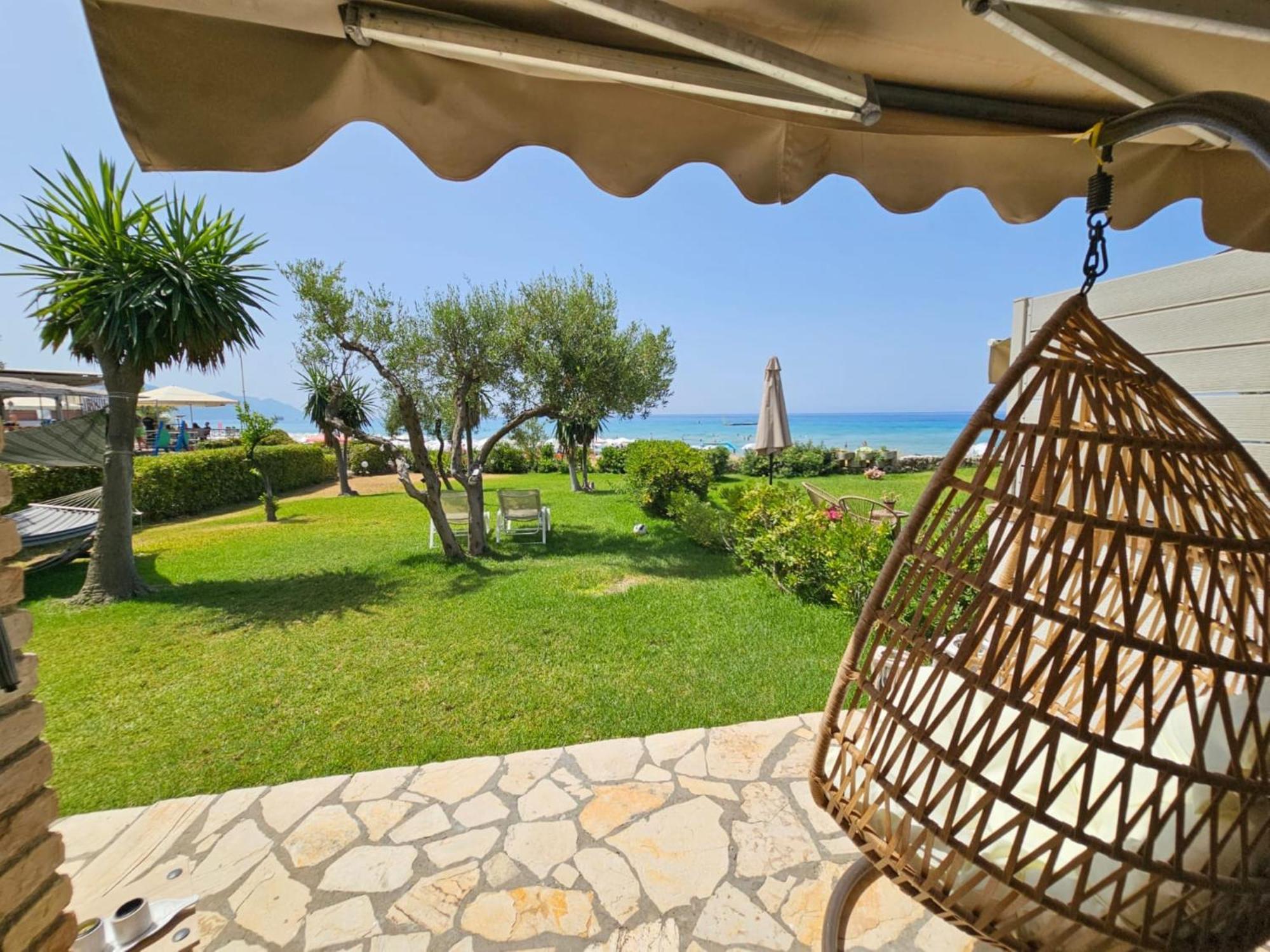 Glyfada Beachfront Apartment A3G المظهر الخارجي الصورة